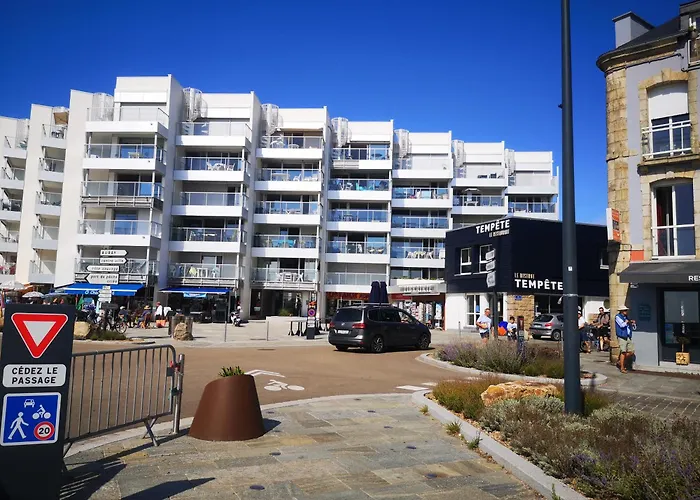 T2 Balcon Vue Mer Parking Et Entree Securises Tout A Pied